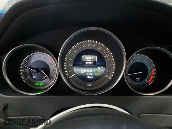 2014 Mercedes-Benz C 300 Sport with VIN WDDGF8AB5EA956772, listed as a Copart auction lot 51590945 with 85,121 mi miles and Clean Title. Bid and sale history available at DreamBid. Image 9.