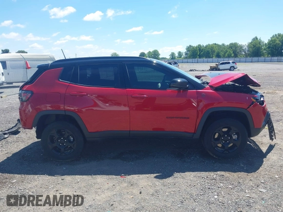 2023 Jeep Compass Trailhawk с VIN 3C4NJDDN4PT508324, выставлен на аукционе IAAI как лот 42266062 с пробегом 26 346 миль миль и . История ставок и продаж доступна на DreamBid. Изображение 14.
