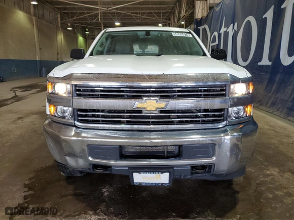 2017 Chevrolet Silverado 2500HD Work Truck with VIN 1GC2CUEG7HZ200118, listed as a Copart auction lot 48985075 with 290,932 mi miles and Clean Title. Bid and sale history available at carsss.com. Image 5.
