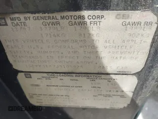 1988 Chevrolet Corvette z VIN 1G1YY3187J5105925, wystawiony jako IAAI lot #42358878 z przebiegiem 204 801 mil mil oraz . Historia ofert i sprzedaży dostępna na DreamBid. Obrazek 9.