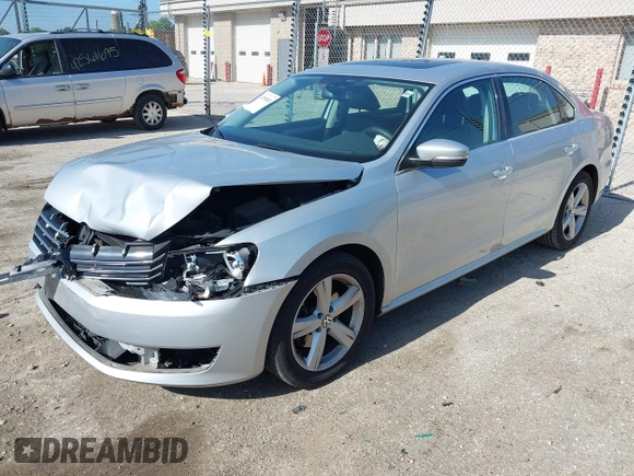 2013 Volkswagen Passat SE with VIN 1VWBH7A36DC001528, listed as a IAAI auction lot 42568026 with 186,814 mi miles and . Bid and sale history available at DreamBid. Image 2.