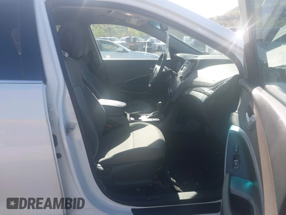 2016 Hyundai Santa Fe z VIN 5XYZTDLB7GG329320, wystawiony jako IAAI lot #42145591 z przebiegiem 106 345 mil mil oraz . Historia ofert i sprzedaży dostępna na DreamBid. Obrazek 5.