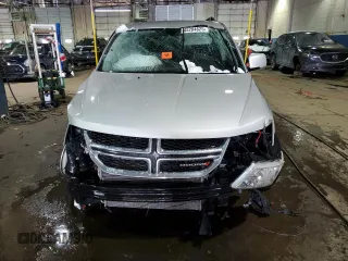2013 Dodge Journey SXT with VIN 3C4PDCBB7DT618167, listed as a Copart auction lot 45284625 with 188,534 mi miles and Salvage Title. Bid and sale history available at carsss.com. Image 5.