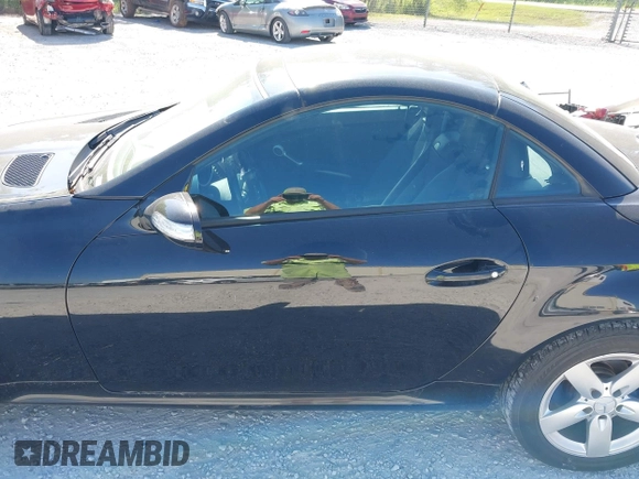 2007 Mercedes-Benz SLK 280 with VIN WDBWK54F37F142526, listed as a IAAI auction lot 42043242 with 128,143 mi miles and . Bid and sale history available at DreamBid. Image 14.