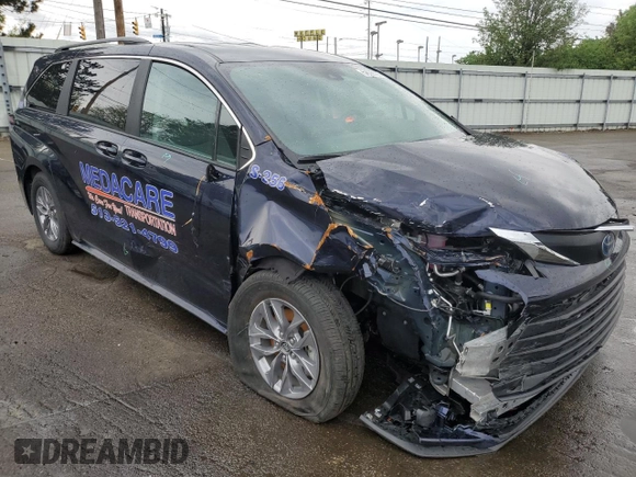 2024 Toyota Sienna LE z VIN 5TDKSKFC9RS150229, wystawiony jako Copart lot #54829595 z przebiegiem 12 384 mil mil oraz Szkoda całkowita • Salvage title. Historia ofert i sprzedaży dostępna na DreamBid. Obrazek 4.