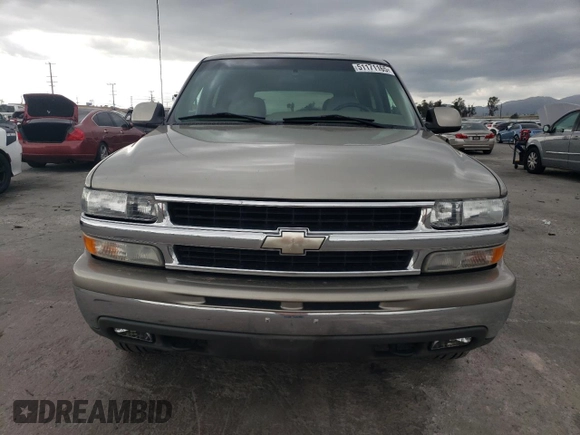 2001 Chevrolet Tahoe LS z VIN 1GNEC13T81R152119, wystawiony jako Copart lot #51171165 z przebiegiem 191 740 mil mil oraz Czysty tytuł • Clean title. Historia ofert i sprzedaży dostępna na DreamBid. Obrazek 5.