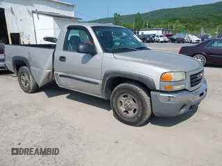 2004 GMC Sierra 1500 Work Truck z VIN 1GTEC14X44Z349612, wystawiony jako IAAI lot #42387054 z przebiegiem 94 178 mil mil oraz . Historia ofert i sprzedaży dostępna na DreamBid. Obrazek 1.