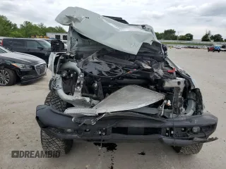 2023 Ford Bronco z VIN 1FMEE5DP1PLB38727, wystawiony jako Copart lot #62945695 z przebiegiem 25 342 mil mil oraz Szkoda całkowita • Salvage title. Historia ofert i sprzedaży dostępna na DreamBid. Obrazek 5.