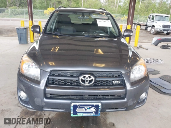2010 Toyota RAV4 Sport с VIN JTMRK4DV0A5090107, выставлен на аукционе IAAI как лот 42232119 с пробегом 190 450 миль миль и . История ставок и продаж доступна на DreamBid. Изображение 12.