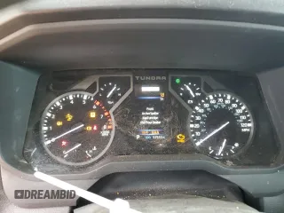 2022 Toyota Tundra SR5 with VIN 5TFLA5DA7NX044358, listed as a Copart auction lot 85799994 with 33,922 mi miles and Salvage title. Bid and sale history available at DreamBid. Image 9.