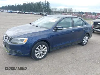 2013 Volkswagen Jetta Sedan SE w/Convenience/Sunroof with VIN 3VWDP7AJ7DM370519, listed as a IAAI auction lot 41896810 with 140,767 mi miles. Bid and sale history available at carsss.com. Image 2.