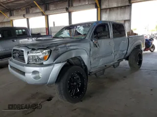 2006 Toyota Tacoma PreRunner z VIN 5TEJU62N26Z231995, wystawiony jako Copart lot #51323375 z przebiegiem 194 236 mil mil oraz Szkoda całkowita • Salvage title. Historia ofert i sprzedaży dostępna na DreamBid. Obrazek 1.