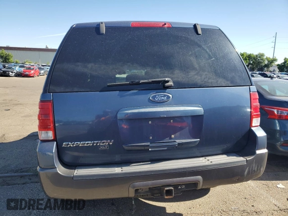 2004 Ford Expedition Special Service с VIN 1FMFU16L44LB00284, выставлен на аукционе Copart как лот 62785445 с пробегом 101 301 миль миль и Списание • Salvage title. История ставок и продаж доступна на DreamBid. Изображение 6.
