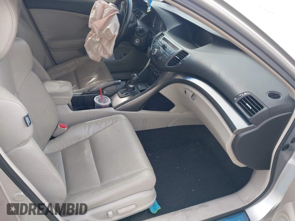 2012 Acura TSX Technology z VIN JH4CU2F63CC001038, wystawiony jako IAAI lot #41995329 z przebiegiem Nie podano mil oraz . Historia ofert i sprzedaży dostępna na DreamBid. Obrazek 5.