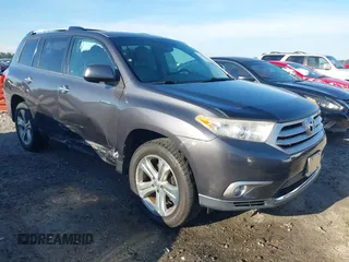 2011 Toyota Highlander Limited with VIN 5TDDK3EH9BS084430, listed as a IAAI auction lot 41821326 with 162,346 mi miles and . Bid and sale history available at DreamBid. Image 1.