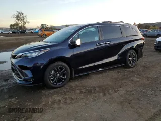 2024 Toyota Sienna LE with VIN 5TDCSKFC8RS146435, listed as a Copart auction lot 80728604 with 2,594 mi miles and Salvage Title. Bid and sale history available at carsss.com. Image 1.