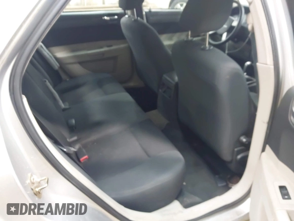 2006 Chrysler 300 with VIN 2C3LA43R06H417610, listed as a IAAI auction lot 42157332 with 202,364 mi miles and . Bid and sale history available at DreamBid. Image 8.