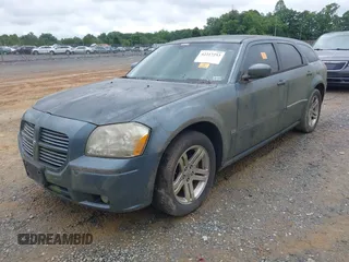 2006 Dodge Magnum z VIN 2D8FV47V26H235199, wystawiony jako IAAI lot #42317253 z przebiegiem 251 458 mil mil oraz . Historia ofert i sprzedaży dostępna na DreamBid. Obrazek 2.