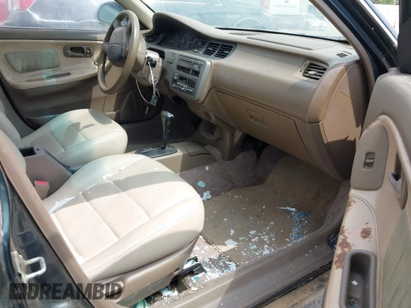 1995 Honda Civic с VIN JHMEH969XSS023414, выставлен на аукционе IAAI как лот 42088800 с пробегом 360 836 миль миль и . История ставок и продаж доступна на DreamBid. Изображение 5.