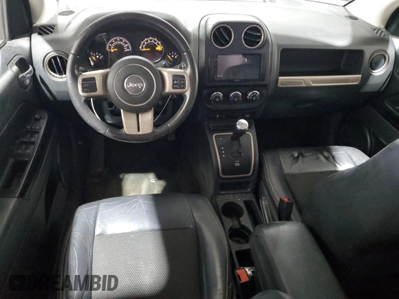 2016 Jeep Compass Sport SE с VIN 1C4NJDBB6GD784955, выставлен на аукционе Copart как лот 63054525 с пробегом 137 907 миль миль и Списание • Salvage title. История ставок и продаж доступна на DreamBid. Изображение 8.