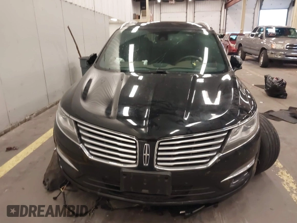 2016 Lincoln MKC Reserve with VIN 5LMTJ3DH7GUJ04704, listed as a IAAI auction lot 41217409 with 81,594 mi miles and . Bid and sale history available at DreamBid. Image 12.