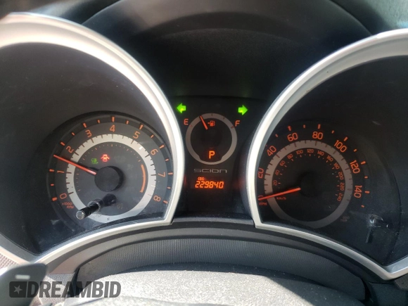 2015 Scion tC z VIN JTKJF5C78F3091348, wystawiony jako Copart lot #54659525 z przebiegiem 229 840 mil mil oraz Szkoda całkowita • Salvage title. Historia ofert i sprzedaży dostępna na DreamBid. Obrazek 9.