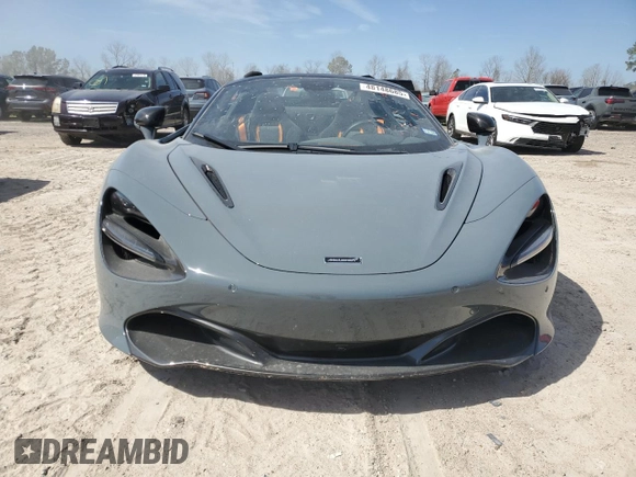 2022 McLaren 720S z VIN SBM14FCA0NW006456, wystawiony jako Copart lot #48148685 z przebiegiem 6859 mil mil oraz Szkody całkowita. Historia ofert i sprzedaży dostępna na DreamBid. Obrazek 5.