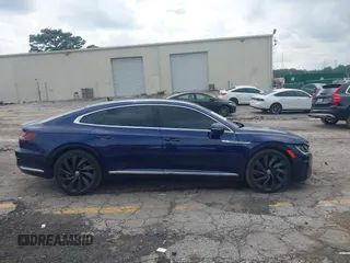 2019 Volkswagen Arteon SE R-Line with VIN WVWFR7AN8KE031697, listed as a IAAI auction lot 42445909 with 108,372 mi miles and . Bid and sale history available at DreamBid. Image 13.