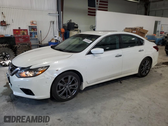 2018 Nissan Altima 2.5 SR with VIN 1N4AL3AP1JC274502, listed as a Copart auction lot 54783585 with 207,294 mi miles and Clean Title. Bid and sale history available at carsss.com. Image 1.