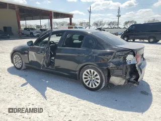 2009 BMW 3 Series 328i z VIN WBAPH73549E125586, wystawiony jako Copart lot #52594265 z przebiegiem 117 657 mil mil oraz Szkoda całkowita • Salvage title. Historia ofert i sprzedaży dostępna na DreamBid. Obrazek 2.