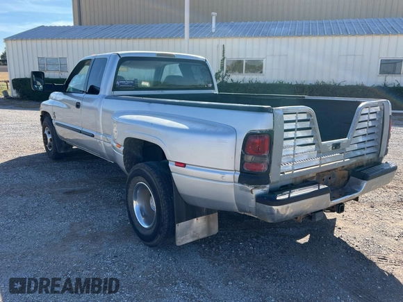 2001 Dodge 3500 with VIN 1B7MC33601J523525, listed as a Copart auction lot 79228984 with 252,894 mi miles and Clean title. Bid and sale history available at DreamBid. Image 3.