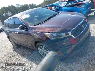 2020 Kia Sorento LX with VIN 5XYPG4A36LG641971, listed as a IAAI auction lot 41628259 with 108,717 mi miles. Bid and sale history available at carsss.com. Image 13.