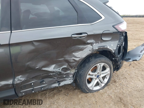 2011 Chevrolet Equinox 1LT with VIN 2CNFLEEC7B6448372, listed as a IAAI auction lot 41889231 with 155,191 mi miles and . Bid and sale history available at DreamBid. Image 6.