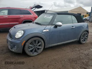 2011 MINI Convertible S z VIN WMWZP3C52BTX84305, wystawiony jako Copart lot #59586995 z przebiegiem 36 217 mil mil oraz Szkoda całkowita • Salvage title. Historia ofert i sprzedaży dostępna na DreamBid. Obrazek 1.