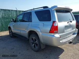 2006 Toyota 4Runner SR5 with VIN JTEBU14R060090797, listed as a IAAI auction lot 41933406 with 192,894 mi miles. Bid and sale history available at carsss.com. Image 3.