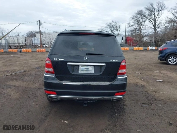 2011 Mercedes-Benz GL-Class GL 550 with VIN 4JGBF8GE2BA655860, listed as a IAAI auction lot 41719085 with 90,814 mi miles. Bid and sale history available at carsss.com. Image 16.