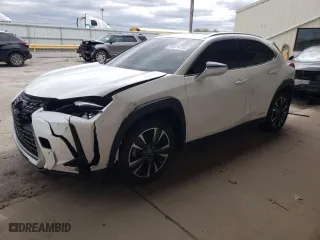 2020 Lexus UX with VIN JTHP9JBH9L2032384, listed as a Copart auction lot 50824393 with 43,709 mi miles. Bid and sale history available at carsss.com. Image 1.