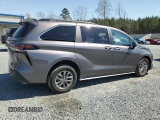 2024 Toyota Sienna XLE with VIN 5TDYRKEC1RS190859, listed as a Copart auction lot 50595315 with 43,858 mi miles and Salvage Title. Bid and sale history available at carsss.com. Image 3.