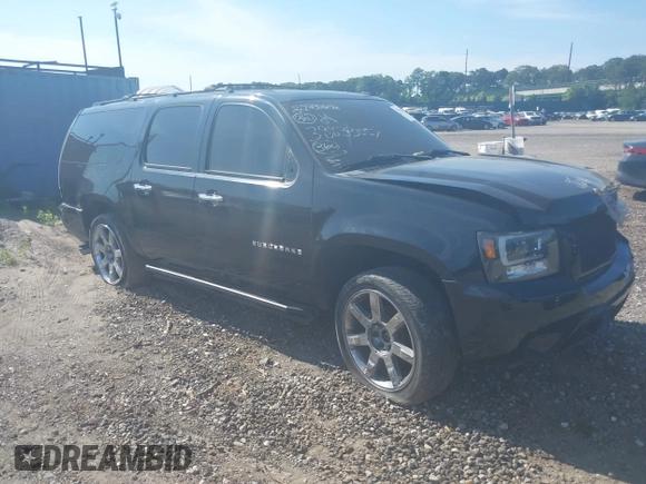 2008 Chevrolet Suburban 2LT with VIN 3GNFK16328G199725, listed as a IAAI auction lot 38833057 with 245,395 mi miles and . Bid and sale history available at DreamBid. Image 1.