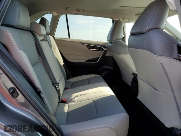 2021 Toyota RAV4 XLE Premium with VIN 2T3C1RFV1MC172493, listed as a Copart auction lot 61571255 with Not provided miles and Salvage title. Bid and sale history available at DreamBid. Image 11.