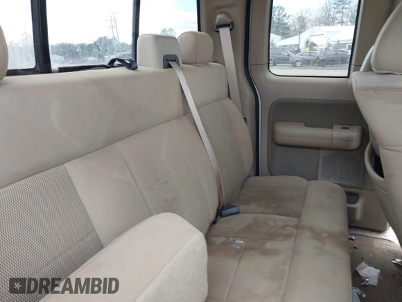 2006 Ford F-150 STX with VIN 1FTRX14W16NA34273, listed as a IAAI auction lot 41732061 with 1 mi miles. Bid and sale history available at carsss.com. Image 8.