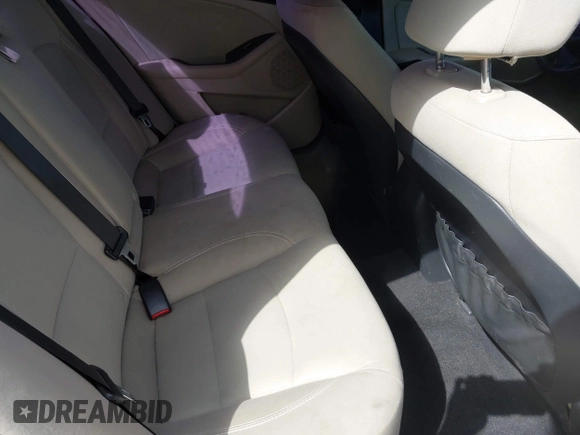 2014 Kia Optima LX с VIN 5XXGM4A78EG329217, выставлен на аукционе IAAI как лот 42195004 с пробегом 149 722 миль миль и . История ставок и продаж доступна на DreamBid. Изображение 8.