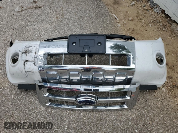 2008 Ford Escape Limited with VIN 1FMCU04188KB34707, listed as a Copart auction lot 62664405 with 204,695 mi miles and Salvage title. Bid and sale history available at DreamBid. Image 13.