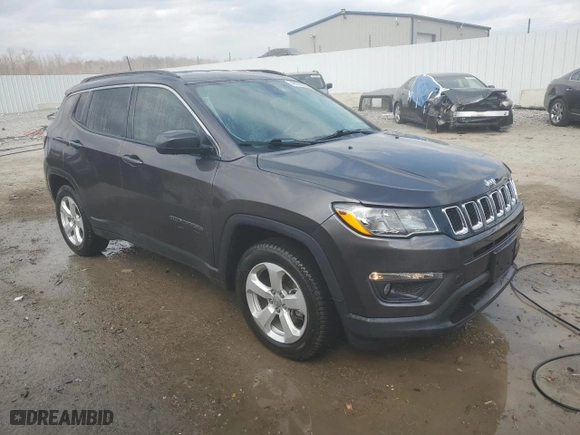 2018 Jeep Compass Latitude with VIN 3C4NJCBB4JT139880, listed as a Copart auction lot 48700805 with 43,038 mi miles and Salvage Title. Bid and sale history available at carsss.com. Image 4.
