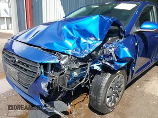 2022 Hyundai Accent SE z VIN 3KPC24A69NE158773, wystawiony jako IAAI lot #42389383 z przebiegiem 28 915 mil mil oraz . Historia ofert i sprzedaży dostępna na DreamBid. Obrazek 6.