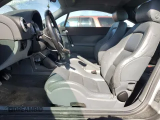 2001 Audi TT z VIN TRUWT28N411030021, wystawiony jako Copart lot #48435505 z przebiegiem 136 441 mil mil oraz Szkoda całkowita • Salvage title. Historia ofert i sprzedaży dostępna na DreamBid. Obrazek 7.