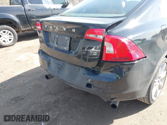2012 Volvo S60 T5 с VIN YV1622FS1C2086107, выставлен на аукционе IAAI как лот 41844844 с пробегом 194 042 миль миль и . История ставок и продаж доступна на DreamBid. Изображение 12.