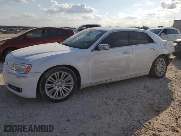 2014 Chrysler 300 with VIN 2C3CCAEG0EH166641, listed as a Copart auction lot 43961855 with 125,655 mi miles and Salvage Title. Bid and sale history available at carsss.com. Image 1.