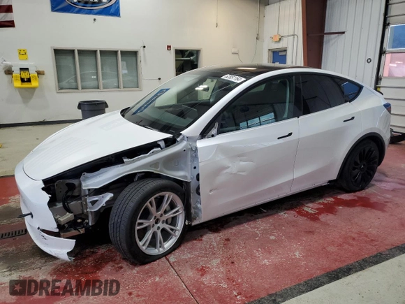 2023 Tesla Model Y Long Range with VIN 7SAYGDEE8PF758841, listed as a Copart auction lot 62851164 with 16,811 mi miles and Non Repairable. Bid and sale history available at DreamBid. Image 1.