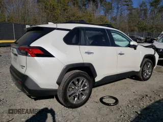 2019 Toyota RAV4 Limited with VIN JTMN1RFV0KD014972, listed as a Copart auction lot 47058435 with 135,395 mi miles and Salvage Title. Bid and sale history available at carsss.com. Image 3.